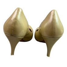 Load image into Gallery viewer, Antonio Melani Shoes Womens 6M Heels Pumps Career Office Mature
