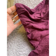 Load image into Gallery viewer, Torrid Crop Top Womens 4 Ruffle Smocked Square Neck Puff Sleeve Maroon Fairycore
