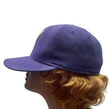 Load image into Gallery viewer, Milwaukee Brewers Baseball Hat Authentic MLB Players Cap Fitted 7 1/4 New Era
