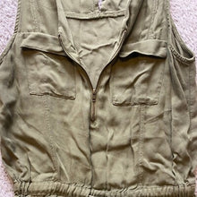 Load image into Gallery viewer, Olive &amp; Oak Romper Womens Small Army Green Utility Drawstring Sleeveless Rayon
