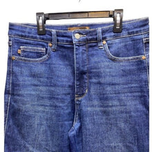 Load image into Gallery viewer, Judy Blue Jeans Womens 13x31 Straight Dark Wash Distressed Stretch Casual
