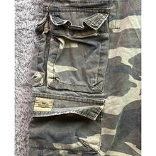 Load image into Gallery viewer, Lee Dungarees Shorts Mens 38 Camo Utility Cargo Grunge Gorpcore Streetwear
