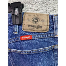 Load image into Gallery viewer, Wrangler Jeans Mens 36x32 Rugged Workwear Outdoors Everyday Grunge Streetwear

