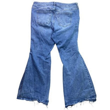 Load image into Gallery viewer, Torrid Jeans Womens 16R  Distressed Thrashed Flare Leg Grunge Stretch Streetwear
