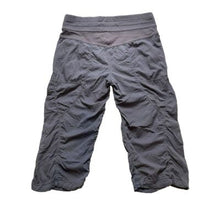 Load image into Gallery viewer, Lululemon Pants Womens 33x18 Gray Dance Studio Activewear Crop Capri Stretch
