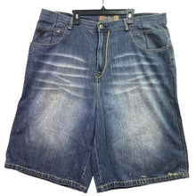 Load image into Gallery viewer, AKADEMIKS Shorts Mens 40x12 Jorts Baggy Hip Hop Grunge Y2K Streetwear Everyday
