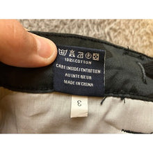 Load image into Gallery viewer, Camo Cargo Pants Mens 32x31 Camoflauge Streetwear Utility Pockets Gorpcore
