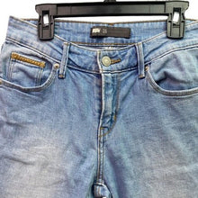 Load image into Gallery viewer, Levis Jeans Womens 26 Cropped Embroidered Preppy Academia Travel Streetwear
