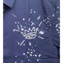 Load image into Gallery viewer, Sean John Shirt Mens Medium Preppy Academia Hip Hop Embroidered Splatter
