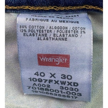 Load image into Gallery viewer, Wrangler Jeans Mens 40x30 Blue Rugged Workwear Everyday Outdoors Streetwear
