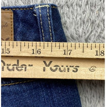 Load image into Gallery viewer, American Eagle Jeans Womens 10 Preppy Academia Minimalist Everyday Streetwear
