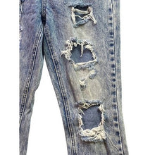 Load image into Gallery viewer, KanCan Jeans Womens 3/25 Small Distressed Thrashed Ripped Grunge Streetwear
