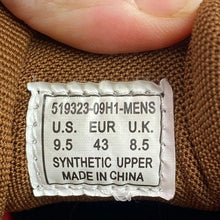 Load image into Gallery viewer, Levi Strauss Shoes Mens 9.5 Brown Casual Comfort Sneakers
