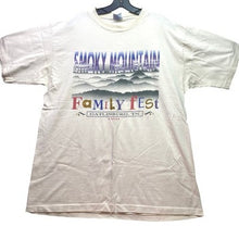 Load image into Gallery viewer, Vintage 1994 Smoky Mountain Shirt Mens Extra Large Spell Out Single Stitch
