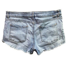 Load image into Gallery viewer, Billabong Cut-Offs Womens Extra Large Distressed Micro Shorts Beachy Festival

