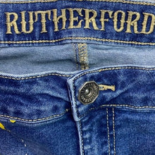 Load image into Gallery viewer, Rutherford Shorts Mens 36 Distressed Thrashed AOP Slim Streetwear Skater Grunge
