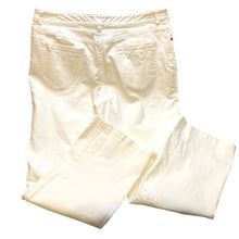 Load image into Gallery viewer, Chico's Jeans Womens 2.5 White Denim Stretch Academia Business Casual
