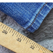 Load image into Gallery viewer, Lucky Brand Jeans Mens 36x32 Distressed Grunge Preppy Academia Streetwear
