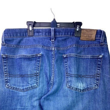 Load image into Gallery viewer, Lucky Brand Jeans Mens 36x32 Distressed Grunge Preppy Academia Streetwear
