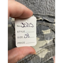 Load image into Gallery viewer, Lee Dungarees Shorts Mens 38 Camo Utility Cargo Grunge Gorpcore Streetwear
