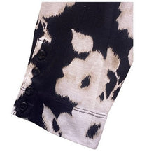 Load image into Gallery viewer, Chico's Shirt Womens Medium Black White Bloomcore Pima Cotton Mature Buttons
