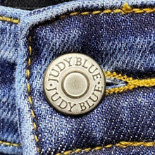 Load image into Gallery viewer, Judy Blue Jeans Womens 15 Distressed Raw Hem Normcore Stretch Style JB82592DK
