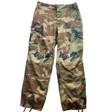 Load image into Gallery viewer, Camouflage Combat Pants 34x29 Cargo Military Gorpcore Utility Skater Streetwear
