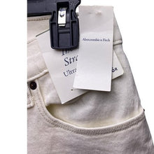 Load image into Gallery viewer, Abercrombie &amp; Fitch Jeans Womens 6R 90s Straight Ultra High Rise White Denim
