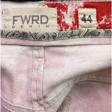 Load image into Gallery viewer, FWDR Denim Jeans Mens 44x32 Red Splatter Hip Hop Skater Streetwear Festival
