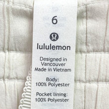 Load image into Gallery viewer, Lululemon Jacket Womens Size 6 Quilted Ivory Oversize Outdoors Coat Open Front
