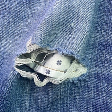 Load image into Gallery viewer, Lucky Brand Jeans Mens 36x32 Distressed Grunge Preppy Academia Streetwear

