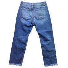 Load image into Gallery viewer, KanCan Jeans Womens 9/28 Frayed Fade Preppy Academia Everyday Streetwear
