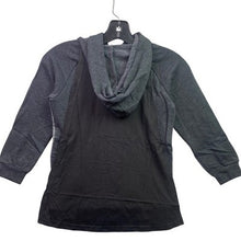 Load image into Gallery viewer, Batman Hoodie Boys 7/8 Full Zip Zip Detachable Cape Costume Cosplay NWOT
