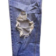 Load image into Gallery viewer, Pacsun Jeans Womens 26 90s Boyfriend High Rise Distressed Thrashed Destroyed
