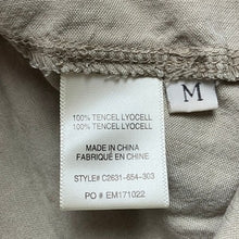 Load image into Gallery viewer, Cloth &amp; Stone Anthropologie Shirt Womens Medium Oversized Minimalist Preppy
