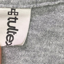 Load image into Gallery viewer, Savannah Bananas Shirt Mens Medium Baseball Athleisure Spell Out Streetwear
