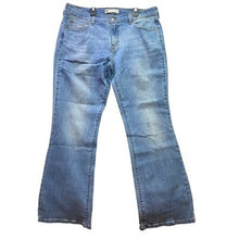 Load image into Gallery viewer, Levis Jeans Womens 14 Bootcut 515 Embroidered Country Preppy Streetwear
