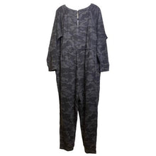 Load image into Gallery viewer, Torrid Jumpsuit Womens 3 Romper Gorpcore Comfy Pockets Drawstring Gray Camo
