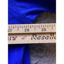 Load image into Gallery viewer, Nike Shirt Mens Small Spell Out Center Swoosh Preppy Academia Athleisure
