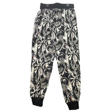 Load image into Gallery viewer, Disney Villains Pajama Pants Womens Medium AOP Ursula Queen Lounge Everyday
