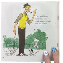 Load image into Gallery viewer, 1965 101 Dalmatians Disneyland Record and Book 305 Vinyl 33 1/3 RPM
