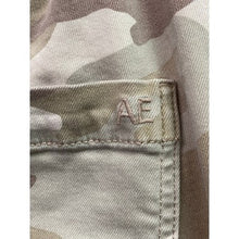 Load image into Gallery viewer, American Eagle Pants Womens 8 Utility Camouflage Drawstring Gorpcore Outdoors
