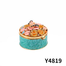 Load image into Gallery viewer, Flower Jewelry Case
