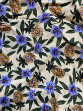 Load image into Gallery viewer, Hilo Hattie Skort Womens Small (28x3) AOP Flower Hawaiian Skirt Rayon Boho
