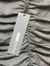 Load image into Gallery viewer, Fashion Nova Pants Women 2XL (36x30.5) Ruched Spandex Stretch Always Be Mine NWT
