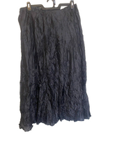 Load image into Gallery viewer, Putumayo Skirt Womens Large (39x34) Silk Maxi Pleated Gothcore Witchy Ladies
