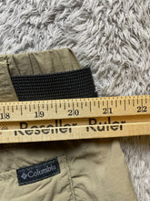 Load image into Gallery viewer, Columbia Pants Adult 42x32 Khaki Convertible Cargo Utility Hiking Outdoor Mens
