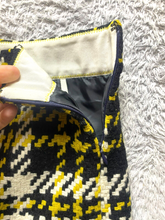 Load image into Gallery viewer, J Crew Skirt Womens 6 (34x15) Gold Black Houndstooth Wool Nylon Lined Mini Lady
