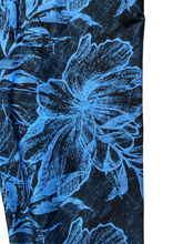 Load image into Gallery viewer, Crane Pants Womens Large (32x24.5) Blue Black Active Spandex Workout Capri Lady

