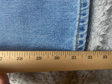 Load image into Gallery viewer, Levis 550 Jeans Adult 36x34 Relaxed Fit Straight Leg Medium Wash Denim Mens
